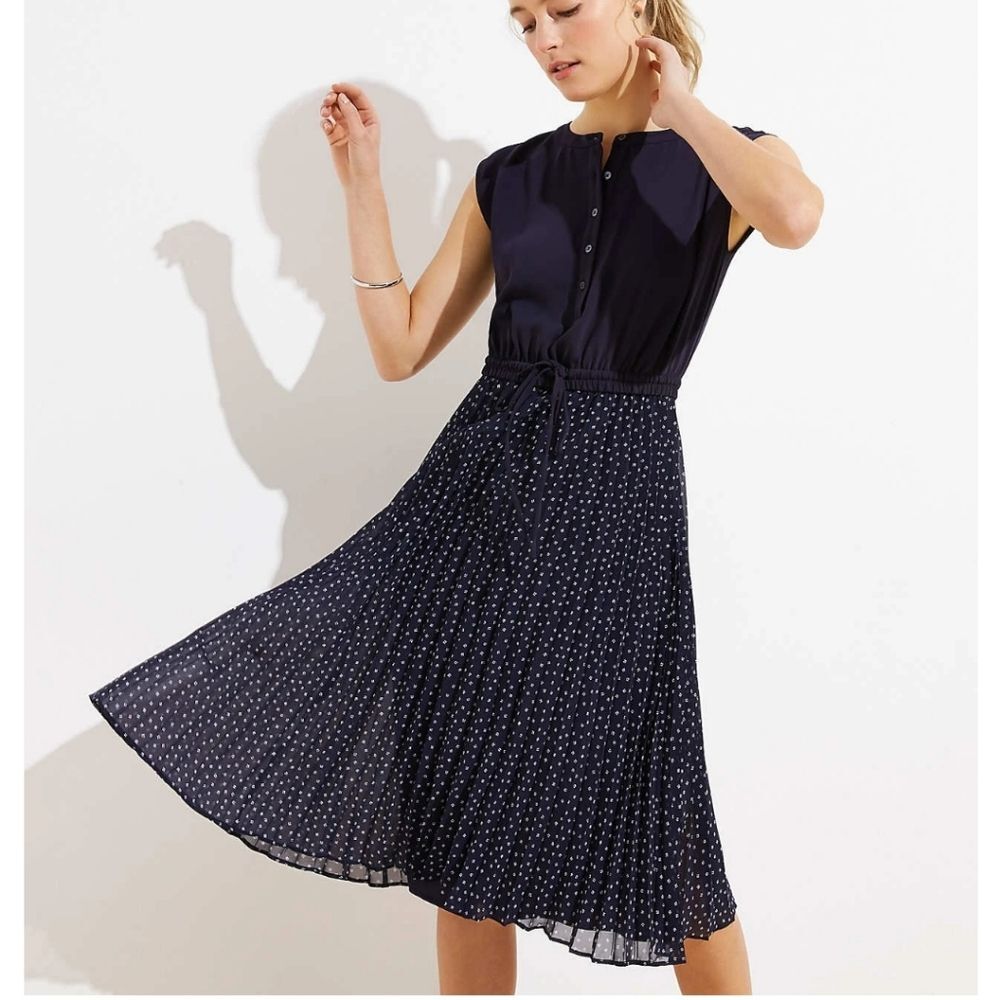 LOFT Henley Top Pleated Skirt Round Neck Cap Sleeve Dress Navy Office Size 6